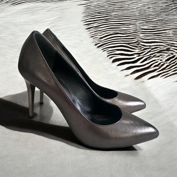 ROBERTO CAVALLI Just Cavalli Pewter Silver Leather Heels Size 9 / 39 - Picture 1 of 7